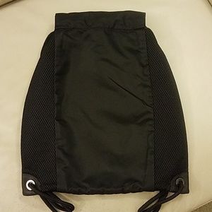 lululemon athletica Bags - Lululemon In a Cinch Pack-Black lululemon athletica Bags - Lululemon In a Cinch Pack-Black